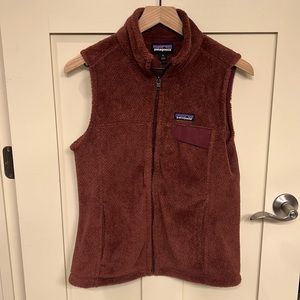 Patagonia Retool vest, size Medium. Maroon color. Great condition.
